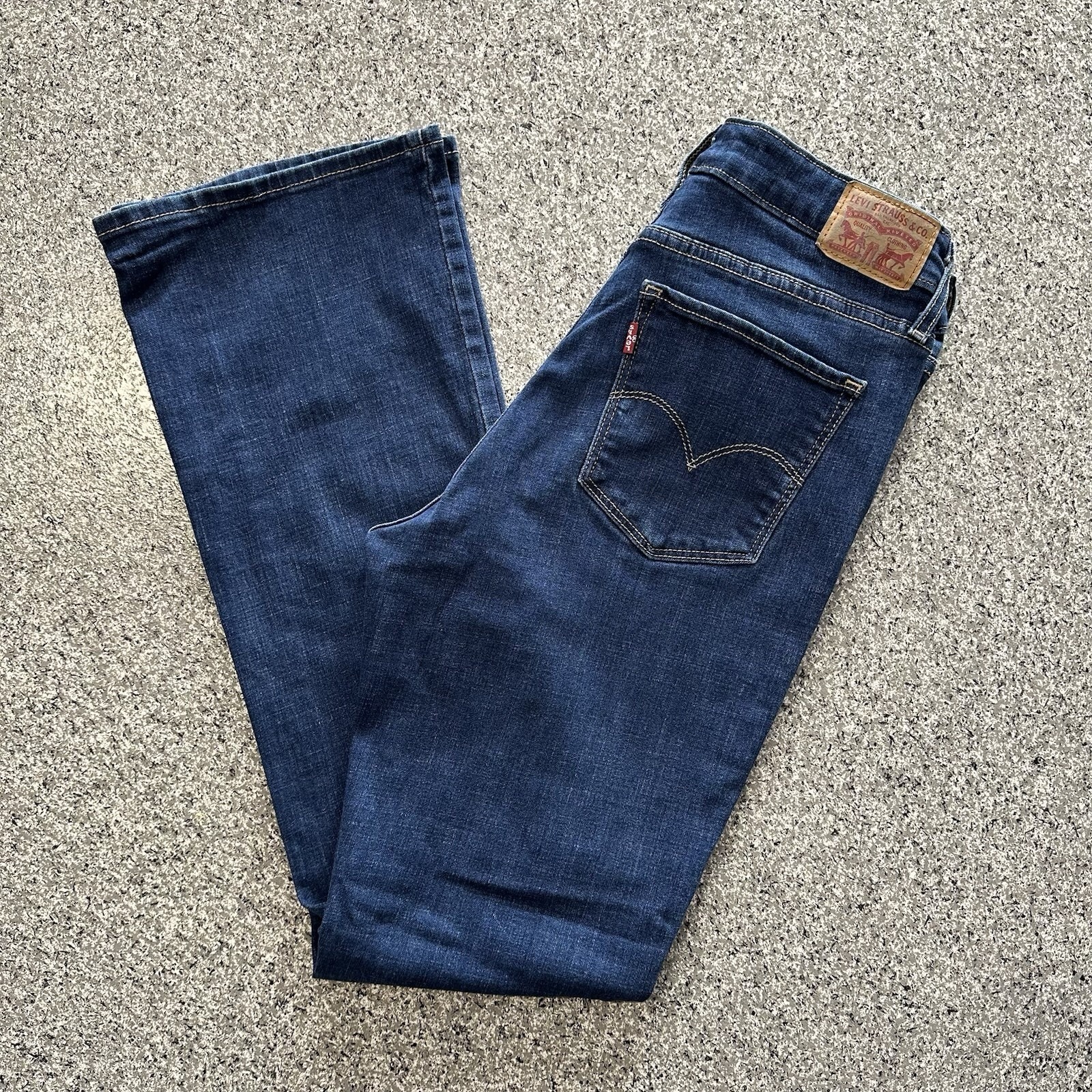 Levis 725 High Rise Bootcut Jeans Womens 31x31 Medium Wash Denim Stretch